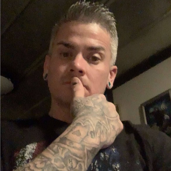 Meet your Posher, Steven - Picture 2 of 2